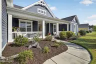 463 Yucca Lane, Wilmington, NC 28412 — 5-bedroom home in River Oaks, Wilmington, NC, photo 6 of 62: 463YuccaLane-4