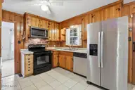 1111 S Andrews Avenue, Goldsboro, NC 27530 — 3-bedroom home in Woodford, Goldsboro, NC, photo 16 of 31: 16-1111 S Andrews Ave-16