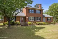 3014 Rouse Road, Kinston, NC 28504 — 3-bedroom home in Colonial Pines, Kinston, NC, photo 15 of 48: 15-web-or-mls-BLS_0010