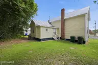 305 S Mcdaniel Street, Kinston, NC 28501 — 3-bedroom home, Kinston, NC, photo 22 of 30: 22-web-or-mls-BLS_0053