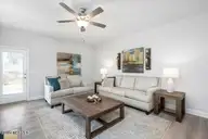 100 Shoal Lane, New Bern, NC 28562 — 3-bedroom home in Belle Oaks, New Bern, NC, photo 13 of 23: Living Room