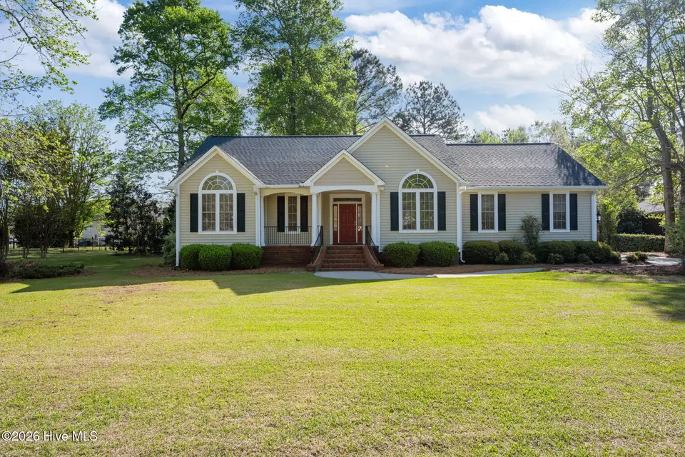 103 Liestal Lane, New Bern, NC 28562 — 4-bedroom home in Taberna, New Bern, NC, photo 1 of 43: 1-web-or-mls-DSC_9069
