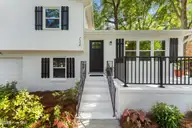 134 Channel Haven Drive S, Wilmington, NC 28409 — 3-bedroom waterfront home in Channel Haven, Wilmington, NC, photo 9 of 37