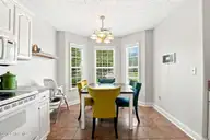 135 Luke Court, New Bern, NC 28560 — 3-bedroom home in Wavy Meadows, New Bern, NC, photo 10 of 35: Dining Area