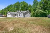 106 Ellen Court, Jacksonville, NC 28540 — 3-bedroom home in Pine Forest Acres, Jacksonville, NC, photo 4 of 34: 5_dsc_1939