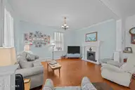 1223 National Avenue, New Bern, NC 28560 — 4-bedroom home in Riverside Historic, New Bern, NC, photo 6 of 43: High Ceilings