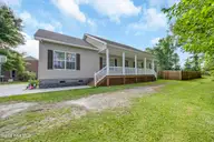10 Hermitage Road, Castle Hayne, NC 28429 — 2-bedroom home, Castle Hayne, NC, photo 1 of 30