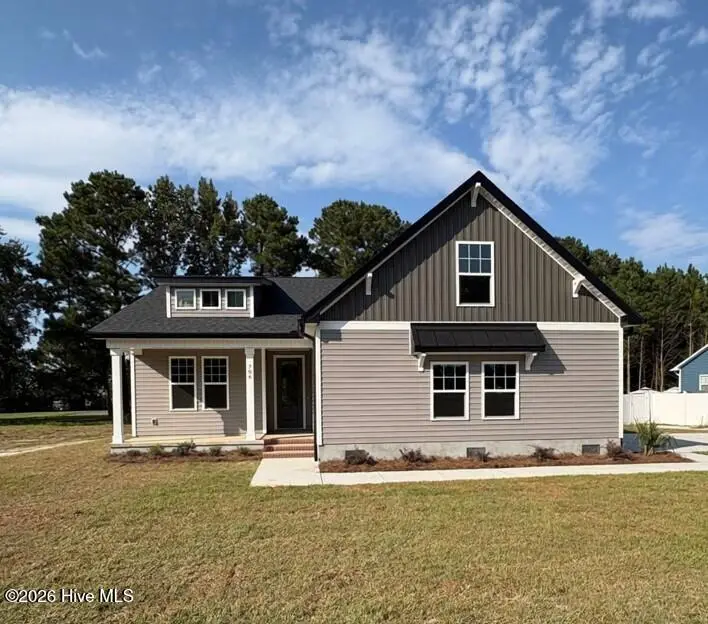 706 W Bridgers Street Ext, Burgaw, NC 28425 — 4-bedroom home, Burgaw, NC, photo 1 of 20