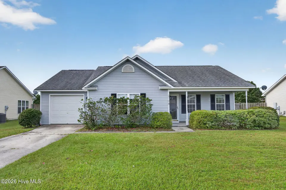 2708 Tarbert Court, Wilmington, NC 28411 — 3-bedroom home in Whitney Pines, Wilmington, NC, photo 1 of 38: 2708TarbertCourt-2