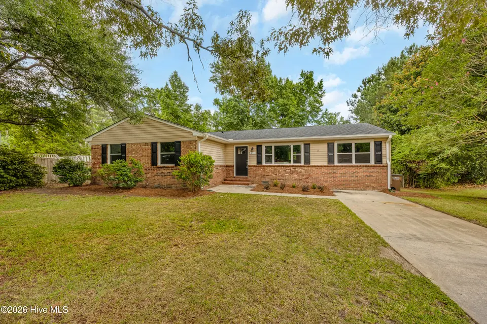 631 Duke Court, Jacksonville, NC 28546 — 3-bedroom home in Montclair, Jacksonville, NC, photo 1 of 33