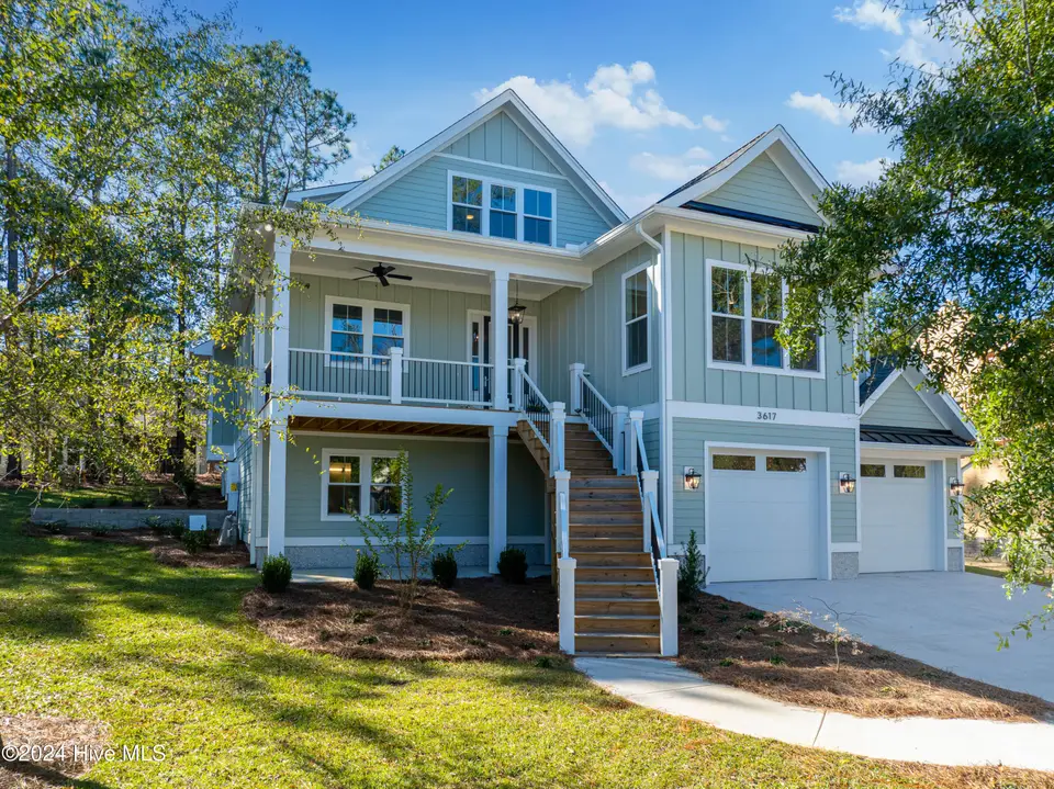 3617 Barnesmore Drive, Castle Hayne, NC 28429 — 4-bedroom home in River Bluffs, Castle Hayne, NC, photo 1 of 63: 3617 Barnesmore Dr MLS-3