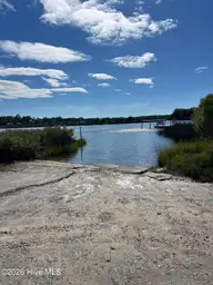 112 Pettiford Road, Peletier, NC 28584 — 3-bedroom waterfront manufactured home in Pettiford Point, Peletier, NC, photo 6 of 19: Ramp