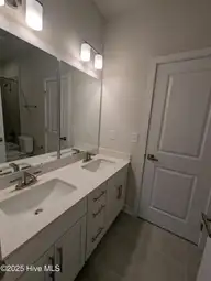 1276 Piper Glen Drive, Sunset Beach, NC 28468 — 3-bedroom home in Sea Trail Plantation, Sunset Beach, NC, photo 12 of 17: Bathroom