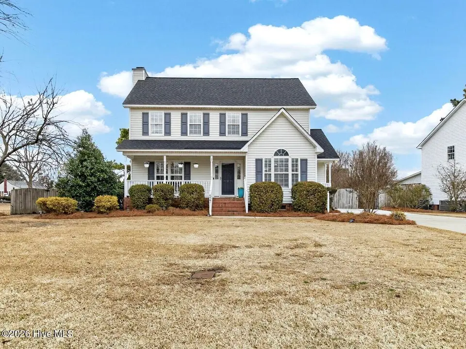 527 Tabard Road, Winterville, NC 28590 — 3-bedroom home in Canterbury, Winterville, NC, photo 1 of 31: front of home