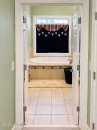 4611 Lapis Court, New Bern, NC 28562 — 3-bedroom home in Carolina Colours, New Bern, NC, photo 15 of 26: Primary Bathroom