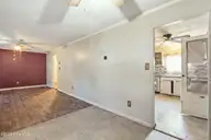 528 Oci Drive, Jacksonville, NC 28540 — 3-bedroom home in Kenwood Homes, Jacksonville, NC, photo 5 of 27