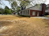 907 Chestnut Drive, Smithfield, NC 27577 — 3-bedroom home in E.J. Wellons, Smithfield, NC, photo 7 of 43: IMG_9435