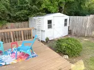 410 S Holly Lane, Swansboro, NC 28584 — 3-bedroom home in Swansboro Heights, Swansboro, NC, photo 21 of 25
