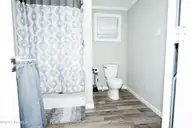489 Hwy 58 S, Kinston, NC 28504 — 3-bedroom home, Kinston, NC, photo 14 of 28: kinstonhouseDJC_8291