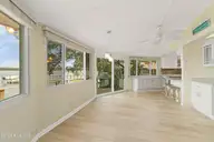 221 Creek Road, Beaufort, NC 28516 — 2-bedroom waterfront home in Royal Place, Beaufort, NC, photo 9 of 59: Dining area