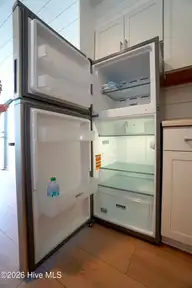 Ocean Sands, Atlantic Beach — 1-bedroom waterfront condo in Ocean Sands, Atlantic Beach, NC, photo 18 of 40: FRIDGE