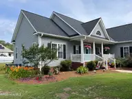 219 Maddux Drive, Pikeville, NC 27863 — 3-bedroom home in Goose Creek, Pikeville, NC, photo 4 of 45: IMG_1919