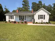 116 Forest Drive, Riegelwood, NC 28456 — 3-bedroom home, Riegelwood, NC, photo 10 of 29: IMG_0832