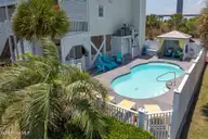 702 Roland Avenue, Surf City, NC 28445 — 4-bedroom waterfront home in Harbor Point, Surf City, NC, photo 13 of 57
