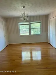 700 Oakwood Avenue, Jacksonville, NC 28546 — 3-bedroom home in Brynn Marr, Jacksonville, NC, photo 6 of 15