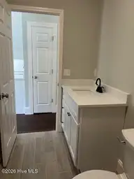 1312 Dock Street, Wilmington, NC 28401 — 3-bedroom home, Wilmington, NC, photo 9 of 15: Bathroom 2