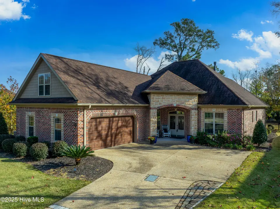 662 Jenoa Loop, Castle Hayne, NC 28429 — 3-bedroom home in River Bluffs, Castle Hayne, NC, photo 1 of 66: 662 Jenoa Dr MLS-1
