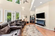 358 Shore Point Drive, Wilmington, NC 28411 — 5-bedroom waterfront home in Bayshore Estates, Wilmington, NC, photo 7 of 49