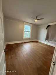 410 N Road Street, Elizabeth City, NC 27909 — 5-bedroom home, Elizabeth City, NC, photo 19 of 26: IMG_2193