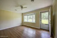 113 N First Avenue, New Bern, NC 28560 — 3-bedroom home in Glenburnie Gardens, New Bern, NC, photo 18 of 35: Living room/ front door