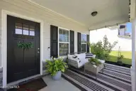 1040 Mackerel Manor, New Bern, NC 28562 — 4-bedroom home in Bluewater Rise, New Bern, NC, photo 6 of 55: 48-web-or-mls-0C0A4224