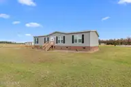 292 Sand Ridge Road, Beulaville, NC 28518 — 3-bedroom manufactured home, Beulaville, NC, photo 4 of 29: sandridge-3