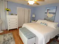 10082 Windward Drive, New Bern, NC 28560 — 2-bedroom townhome in Fairfield Harbour, New Bern, NC, photo 13 of 34: 13_beyc6a5be92a3b2b2