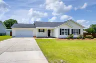 102 Harmony Way, Richlands, NC 28574 — 3-bedroom home in Melody Pointe, Richlands, NC, photo 4 of 37