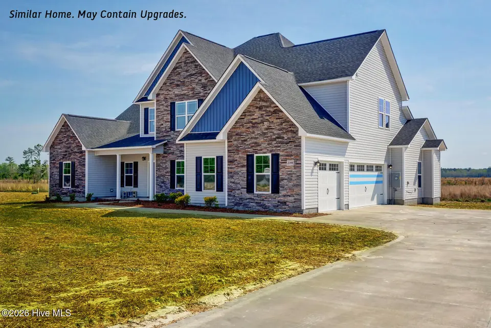 905 June Berry Place #110, Hubert, NC 28539 — 4-bedroom home in Vista Cay Village, Hubert, NC, photo 1 of 33