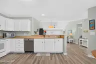 907 Wyndfall Drive SW, Sunset Beach, NC 28468 — 3-bedroom home in Wyndfall, Sunset Beach, NC, photo 5 of 42