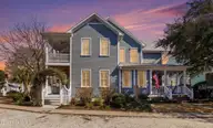 221 Silver Sloop Way, Carolina Beach, NC 28428 — 3-bedroom waterfront townhome in Harbour Point, Carolina Beach, NC, photo 6 of 64: 221 Silver Sloop Way