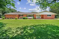 704 E Forest Hill Drive, Goldsboro, NC 27534 — 4-bedroom home in Forest Hills, Goldsboro, NC, photo 1 of 38: 01-704 E Forest Hill-1