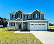 833 Hidden Bridge Drive, Jacksonville, NC 28546 — 3-bedroom home in Towne Pointe, Jacksonville, NC, photo 1 of 54: IMG-3814-jpg
