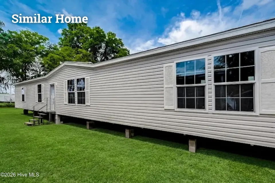 463 N Lee Avenue, Beulaville, NC 28518 — 5-bedroom home, Beulaville, NC, photo 1 of 14: Front of house