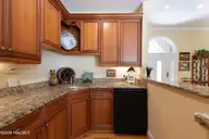 18 Oxton Circle, Pinehurst, NC 28374 — 3-bedroom home in Pinewild CC, Pinehurst, NC, photo 16 of 78: DSC_4023