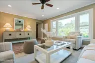 229 Yorkshire Lane, Wilmington, NC 28409 — 4-bedroom home in Lansdowne Estates, Wilmington, NC, photo 17 of 76: 19_DSC03774