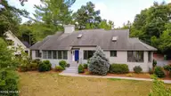 720 Diamondhead Drive S, Pinehurst, NC 28374 — 3-bedroom home in Unit 13, Pinehurst, NC, photo 24 of 30: Large Front Yard