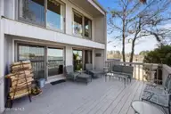 19 Batts Hill Road, New Bern, NC 28562 — 3-bedroom waterfront townhome in Olde Towne, New Bern, NC, photo 12 of 57: 3-web-or-mls-0C0A5612