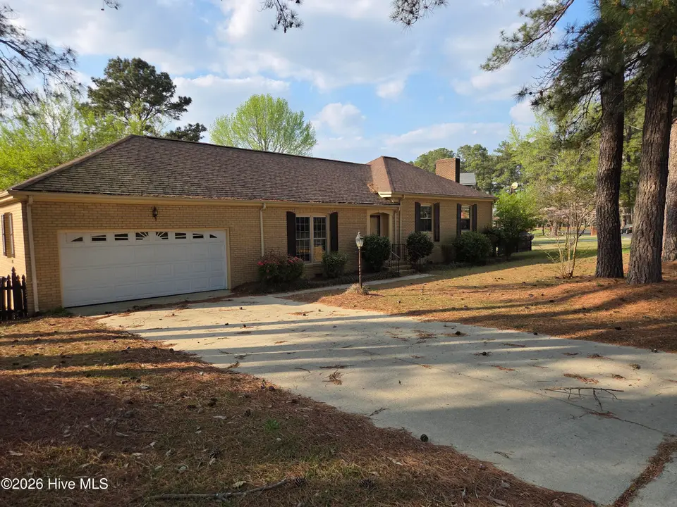 802 Eagle Road, Kinston, NC 28501 — 3-bedroom home, Kinston, NC, photo 1 of 14: Front view