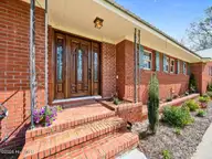 293 Old Chinquapin Road, Beulaville, NC 28518 — 4-bedroom home, Beulaville, NC, photo 5 of 53